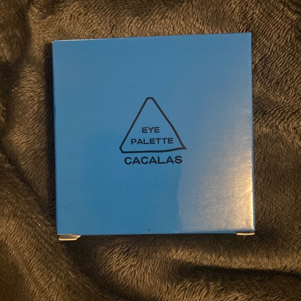 Cacalas Eye Shadow Pellet